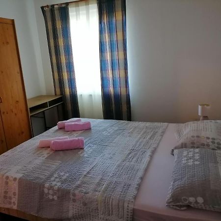 Sem Apartment Tar-Vabriga Luaran gambar