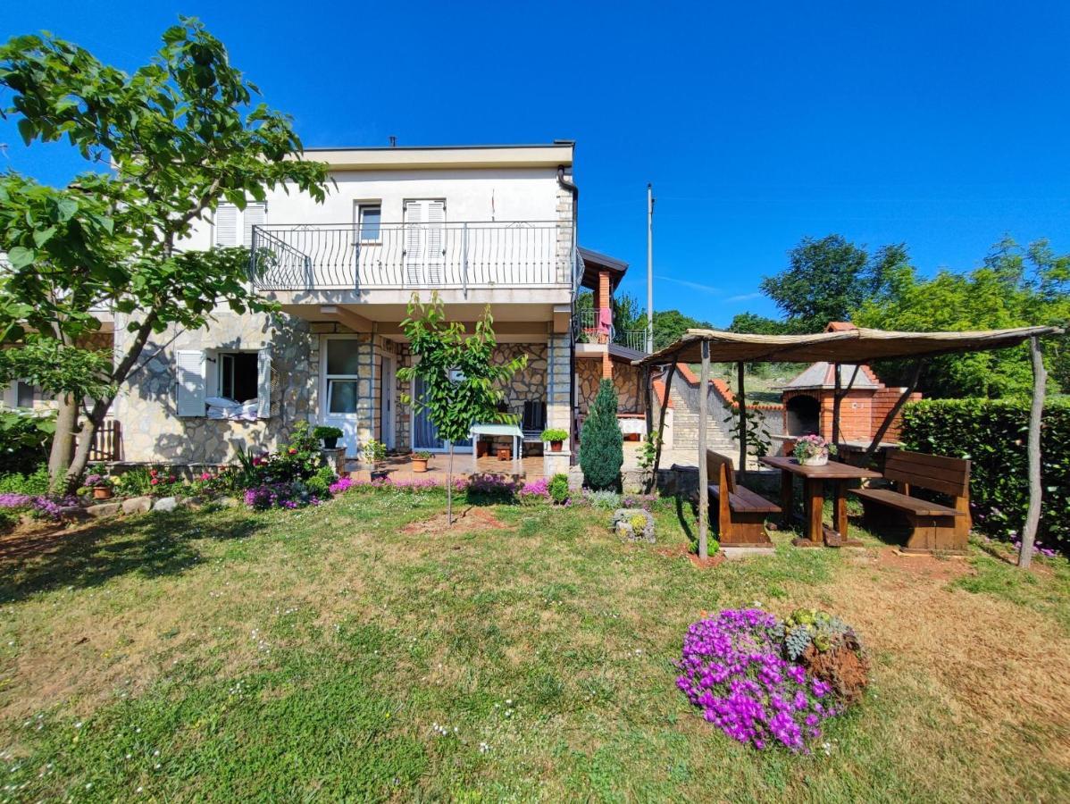 Sem Apartment Tar-Vabriga Luaran gambar